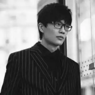 许嵩灰色头像mp3下载