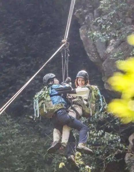 大张伟和老婆刘迎钱枫妈妈吐槽大张伟最新一期《我家那小子》,于小彤