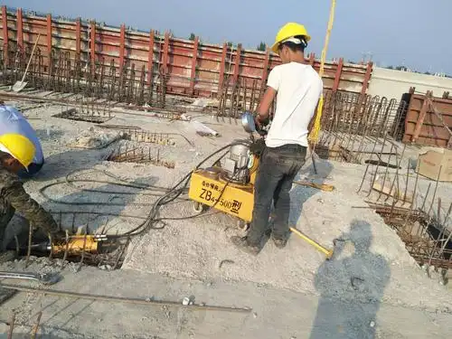 19轴负弯矩张拉