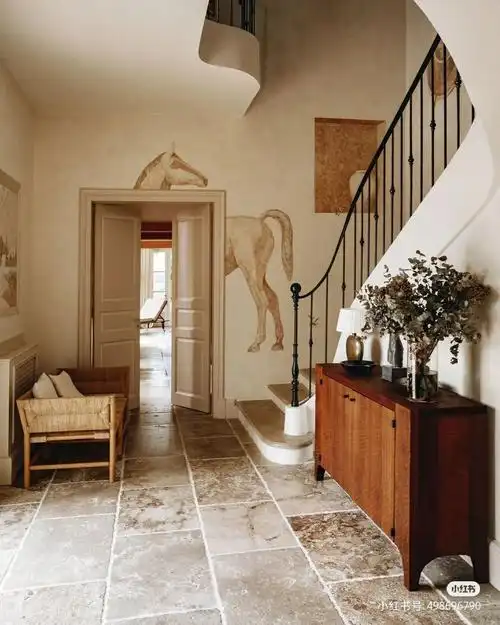 楼梯踏步同一楼地砖