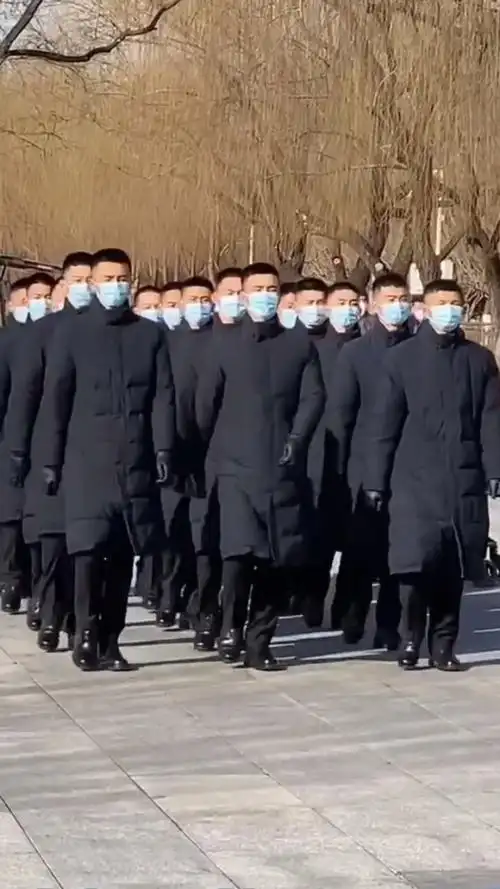 最帅的风景线,不接受反驳!便衣巡逻 #为中国军人点赞