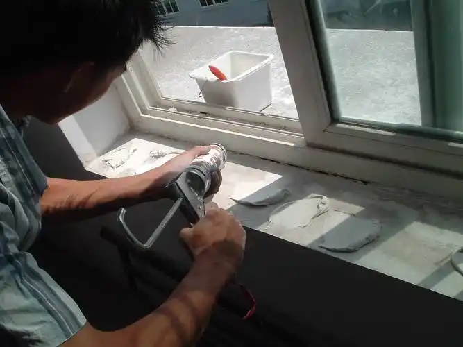 玻璃胶打的又歪又丑?那你是没掌握好这些诀窍