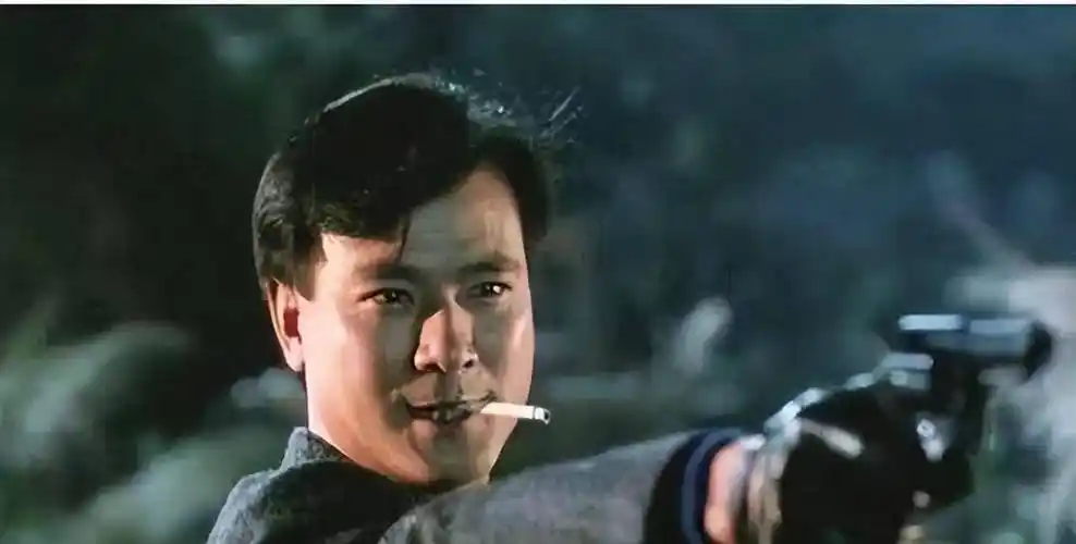 闻名,是多位明星领路人,与老婆恩爱无偶像包袱_李修贤_电影_周星驰