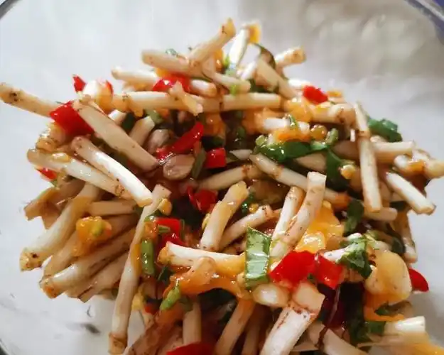 云南人最爱的凉拌鱼腥草的做法