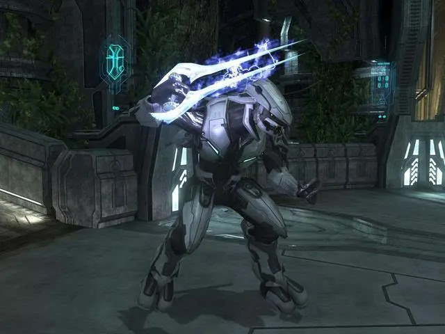 而在《光环》中,光剑又被称之为能量剑,是星盟中精英一组最擅长使用的