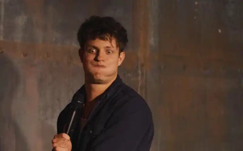 matt rife: "自古逢秋悲寂寥,我言秋日胜春朝" 脱口秀|cc cut 中英