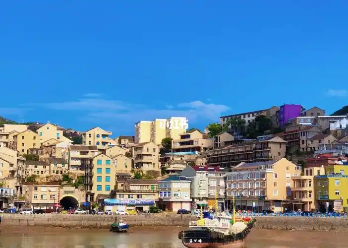 台州 温岭 石塘一个七彩小镇很适合拍照喔特别是在晴天半天就能逛完