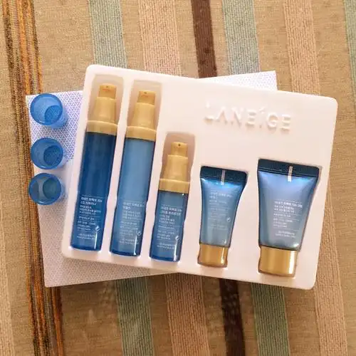 韩国旅行护肤品兰芝小样 laneige雪凝新生五件套装 中样抗皱保湿_爱酷