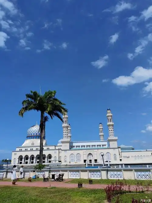 马来西亚沙巴州水上清真寺