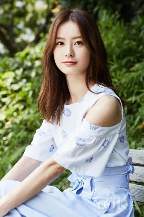 李泰兰图片,李泰容图片(李泰兰个人资料)