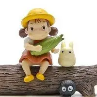 龙猫小梅抱玉米头像_微信头像图片大全