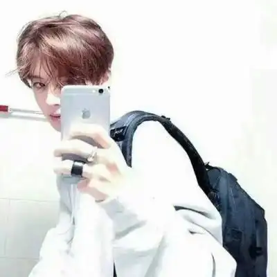 超帅的男神头像,男生头像图片-回车桌面