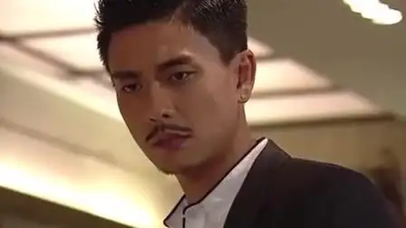 潜行狙击:黄宗泽换走国际化路线,住别墅开画廊,不像莫一烈那么土!