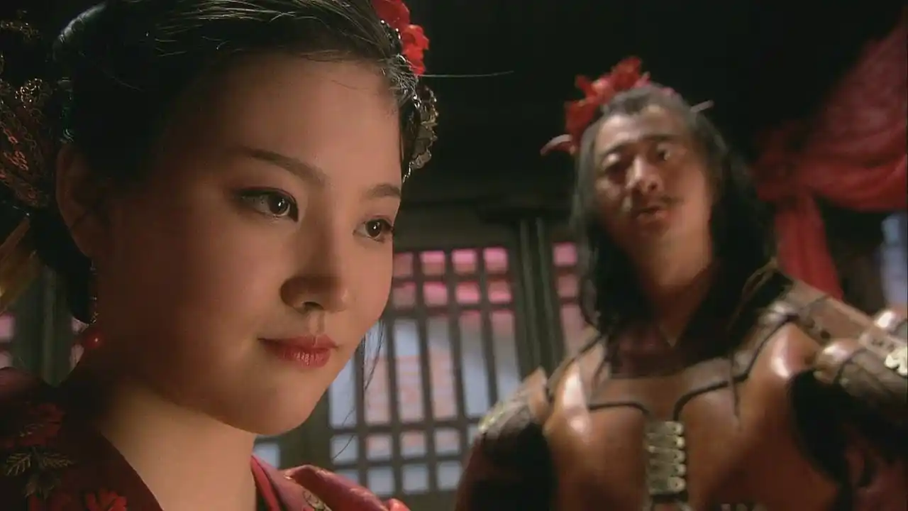 宋江为拉秦明上梁山,派人假扮他进城烧杀抢掠,间接害死秦明一家老小