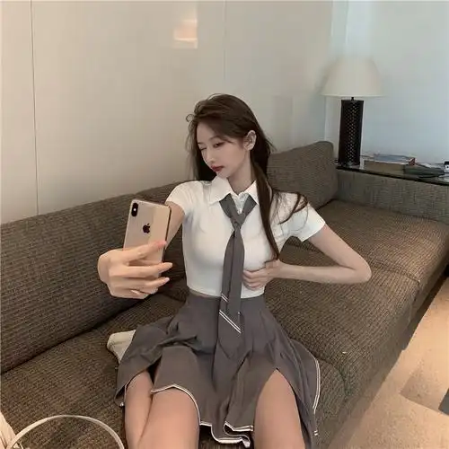 直播衣服女主播学院风开叉百褶短裙 短款小性感显胸polo领t恤 xz 短裙