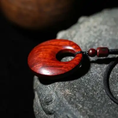 印度小叶紫檀挂件平安吉祥吊坠木质装饰品雕刻红木老料挂饰木雕