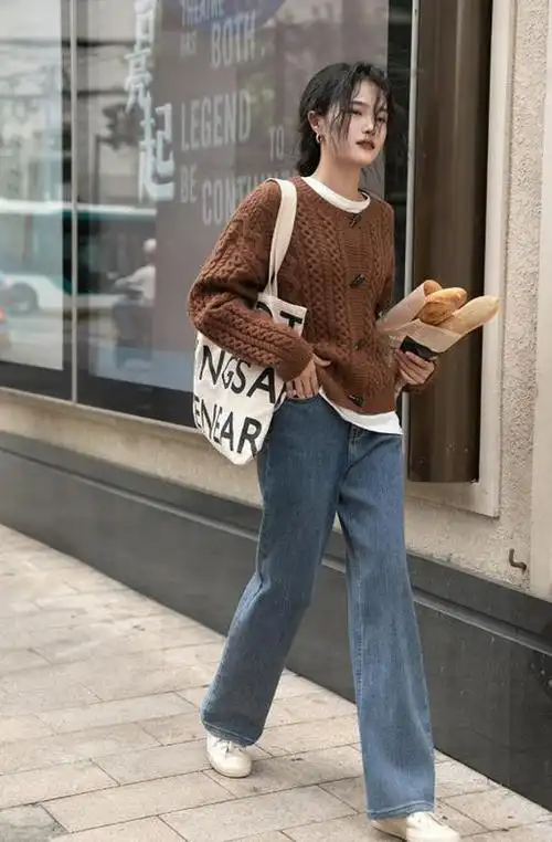 复古感奶奶毛衣开衫搭配阔腿裤显瘦显个人气质