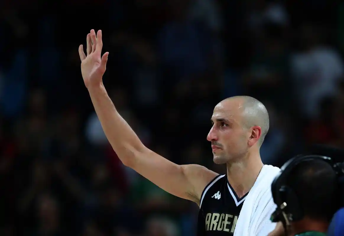 篮球——吉诺比利宣布退役(4)