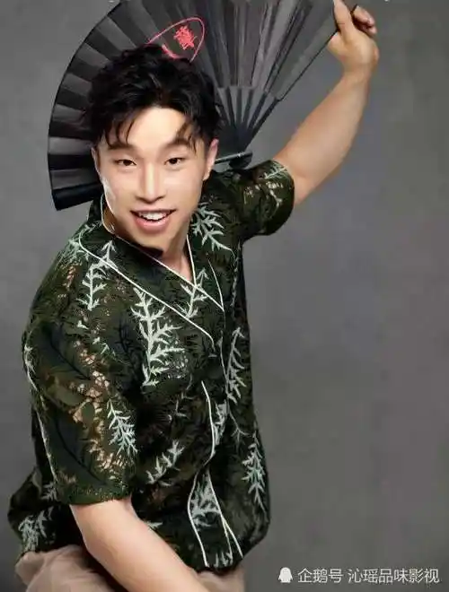 德云社"云鹤九霄"齐聚,烧饼2票之差惜败,只怪太敢说:"德云社要黄了"