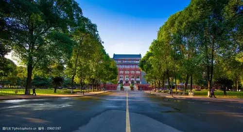 关键词:四川大学 四川大学望江 川大 东区 行政楼 风景 美景 建筑