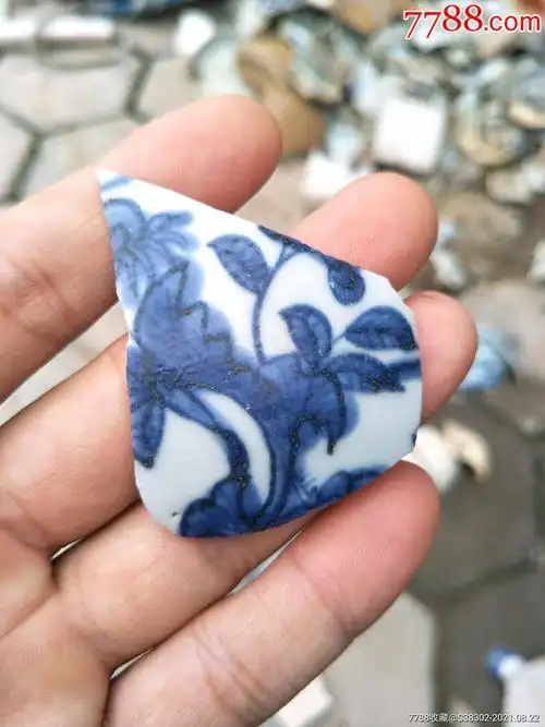 明代青花碗残片瓷片临清运河古玩店万枚瓷片标本馆