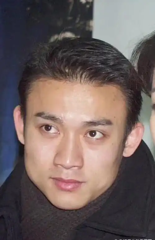 回顾上戏12大校草:斯文的,痞帅的,占娱乐圈美男的半壁江山