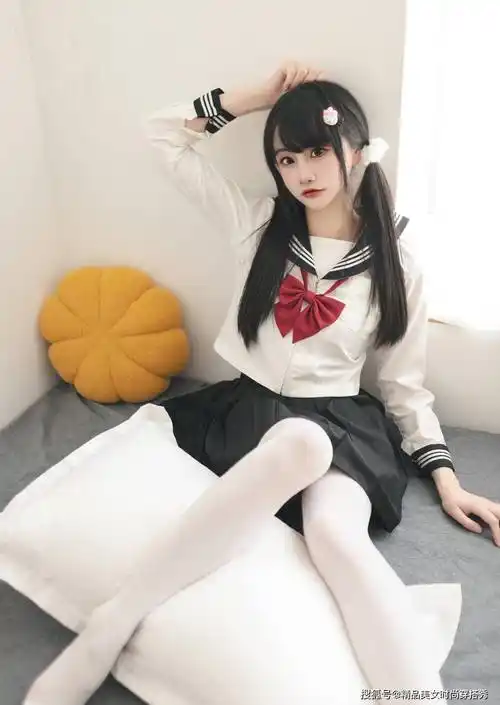 如何正确穿着jk制服和白丝袜?_影响_袜子_尺码