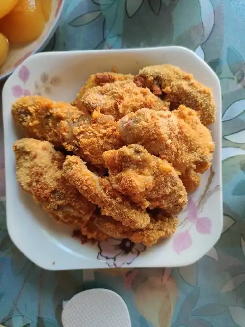 叮咣叮咣做的烤箱面包糠烤鸡翅