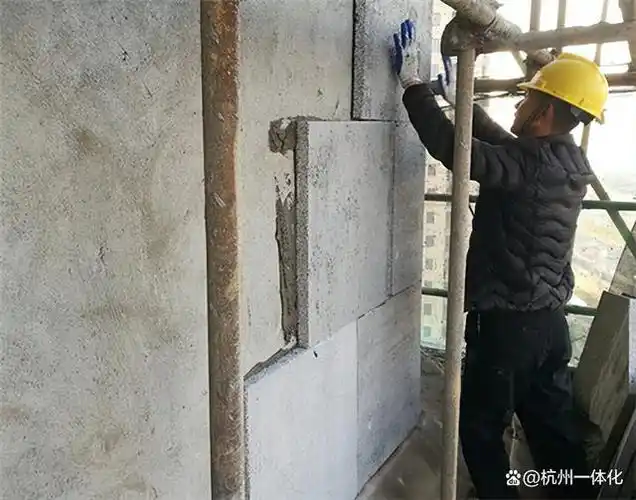 今天就让小编来带大家了解一下陶瓷保温一体板的工艺以及施工技术