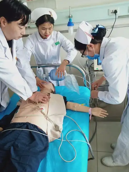 外科医护人员抢救心跳骤停患者应急演练