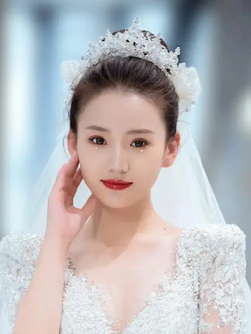 冰清玉洁水晶新娘妆06太多新娘拿图pick