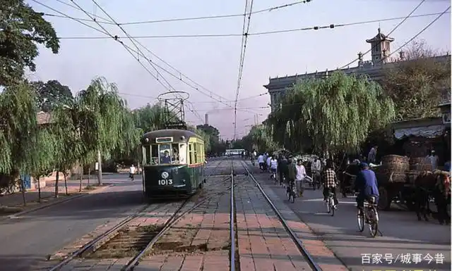 记忆中的80年代:老照片带您穿越到1983年的辽宁