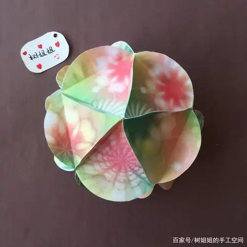 1号花球折纸20个圆形就可以了花球里面最简单的折纸王子 折纸魔法圈