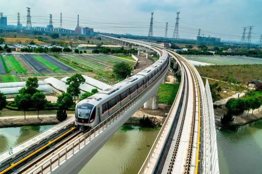 淄博市轨道交通线网由1号,2号,3号,4号线组成,总长161.4公里