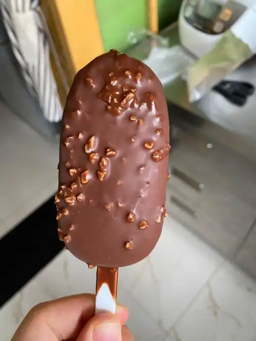 蓝草飘香做的梦龙巧克力雪糕