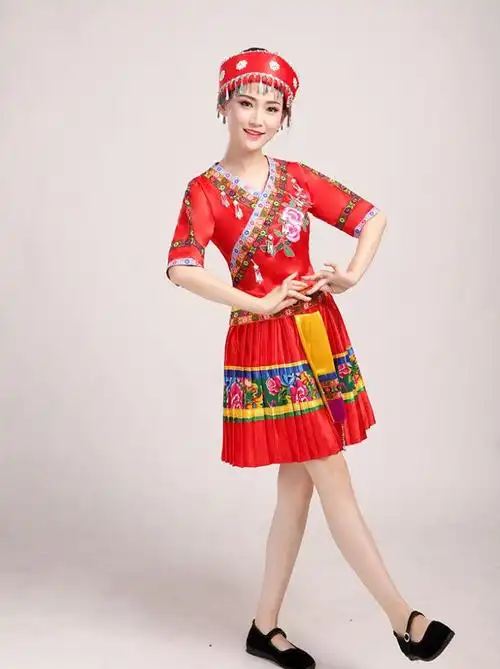 木清清苗族舞蹈服装演出服女新款云南文山贵州民族风裙子广场舞衣服