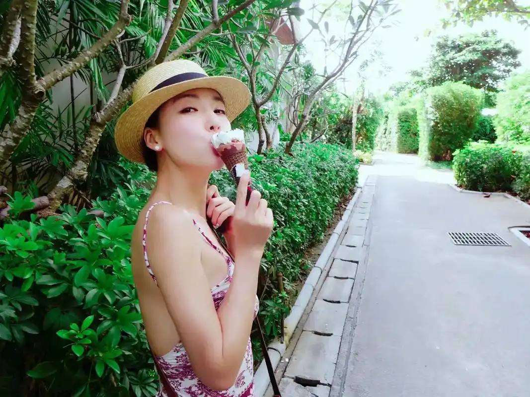 还记得美女明星叶一云吗?