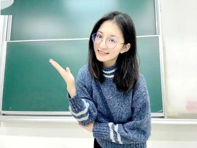 陈睿_进行_广告