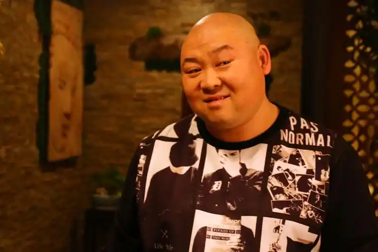 菲儿,武君,海波,卢星宇等联合出演的喜剧动作片《谜团》宣布杀青