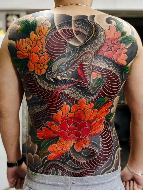 满背蛇_纹身图案手稿图片_刘江的纹身作品集