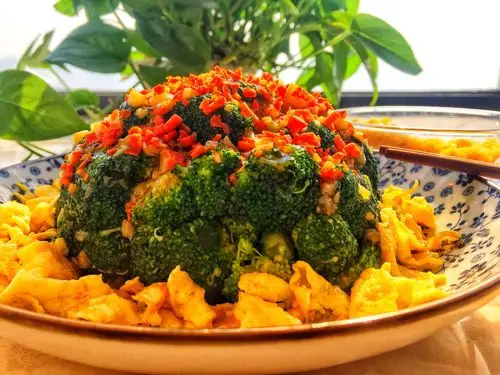 【热菜2-三色绣球西兰花】