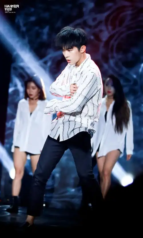 hanker1128 易烊千玺 yyqx 1128