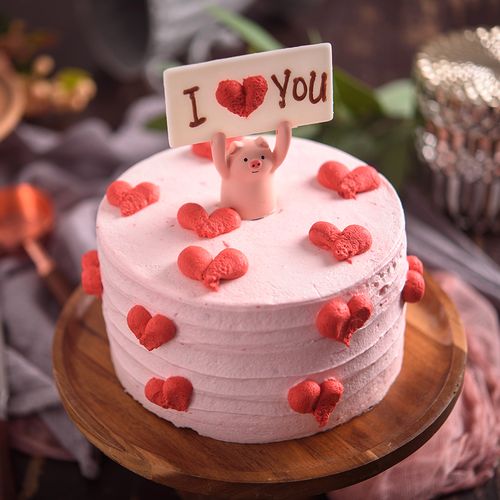 告白猪猪草莓奶油新鲜水果戚风生日蛋