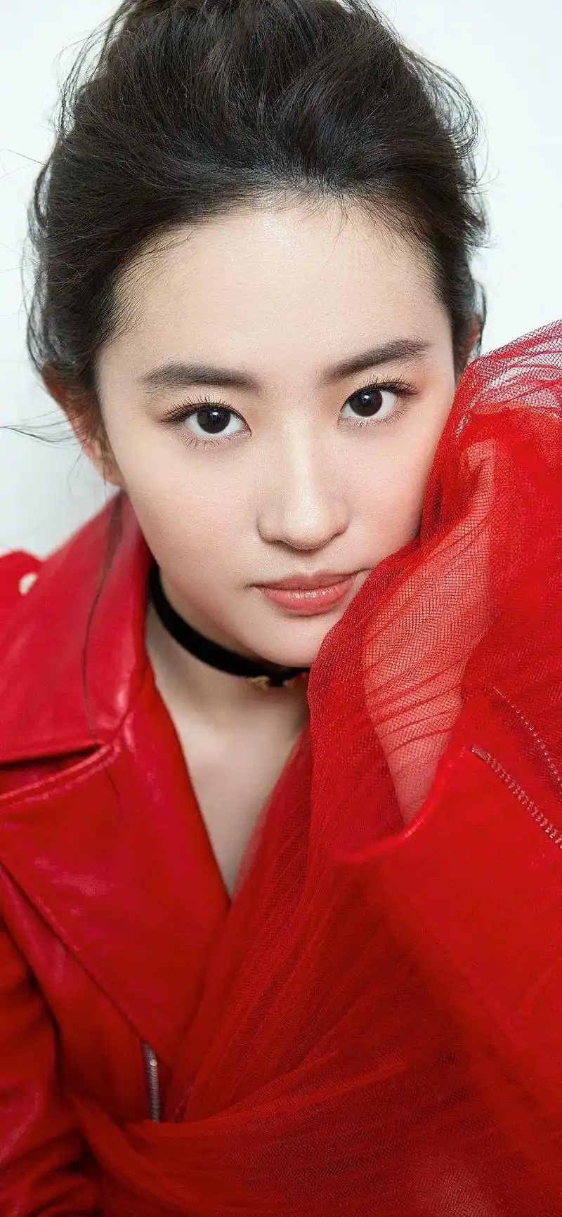 高清壁纸 #神仙姐姐 #刘亦菲去有风的地方 - 抖音