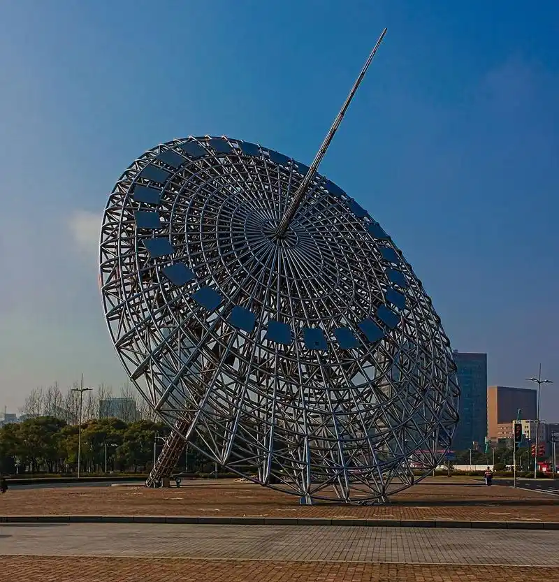 走进城市花海,探寻七彩花田美景 上海世纪公园的七彩花田是一个富有