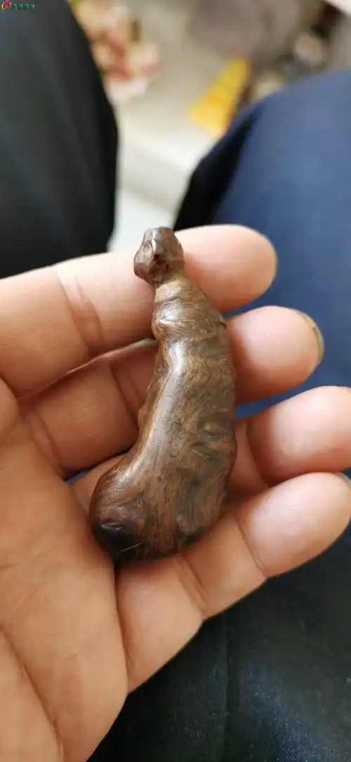 漂亮小木头手把件2个