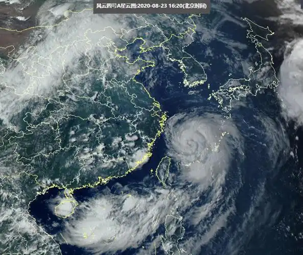 台风"巴威"还在加强,将一路向北掀狂浪