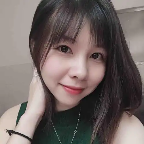 小花02简介:大家好,我是一名90后的宝妈,喜欢可以关注我哟0关注120