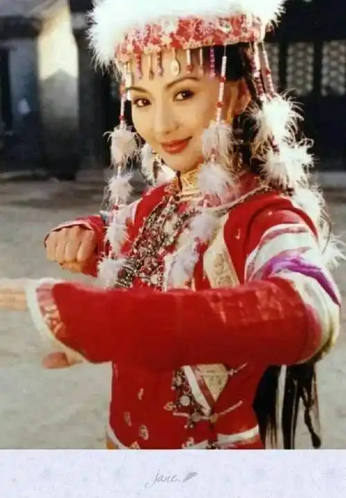 萧剑登上热搜,盘点还珠剧组配角现状,最后一位令人惋惜_柳青_角色_陆