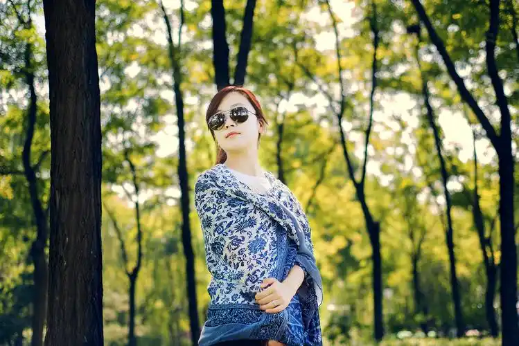 【拍妻党】海淀公园拍媳妇,用心在拍用心再修